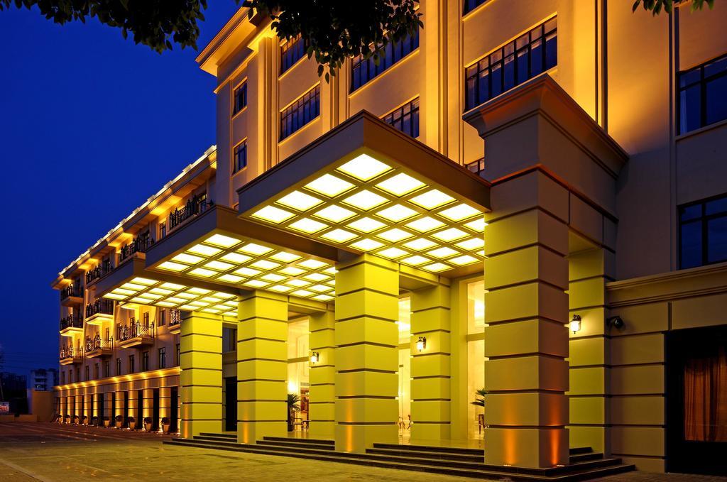 Alton Hotel 무호우후 외부 사진