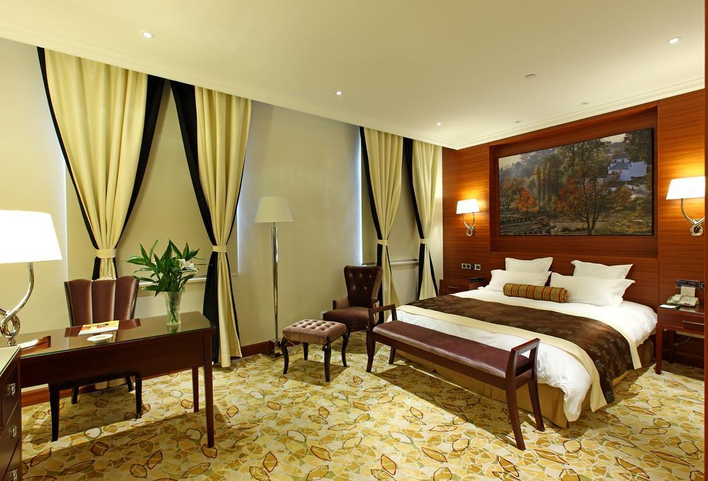 Alton Hotel 무호우후 외부 사진